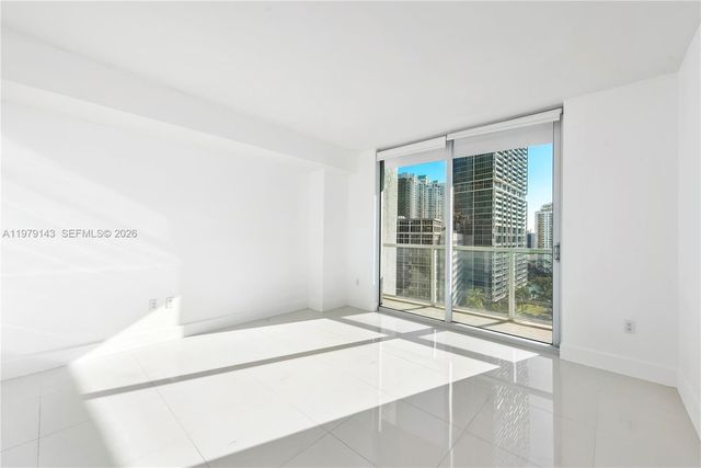 500 Brickell Ave 1402, Miami, FL 33131