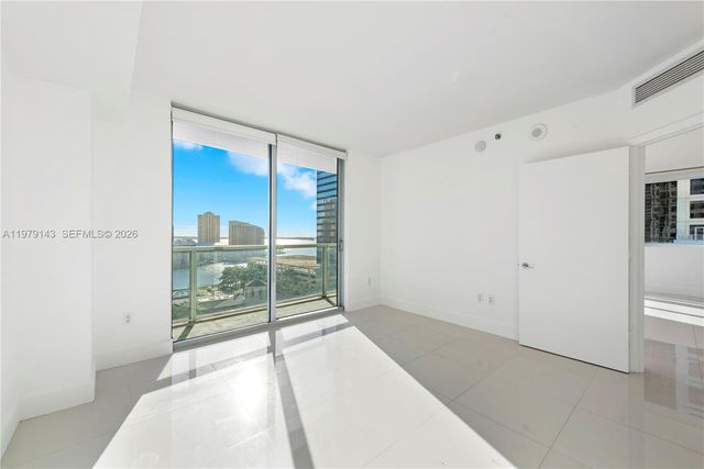 500 Brickell Ave 1402, Miami, FL 33131