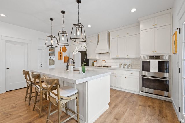 2106 BUFFALO DR, Kaysville, UT 84037