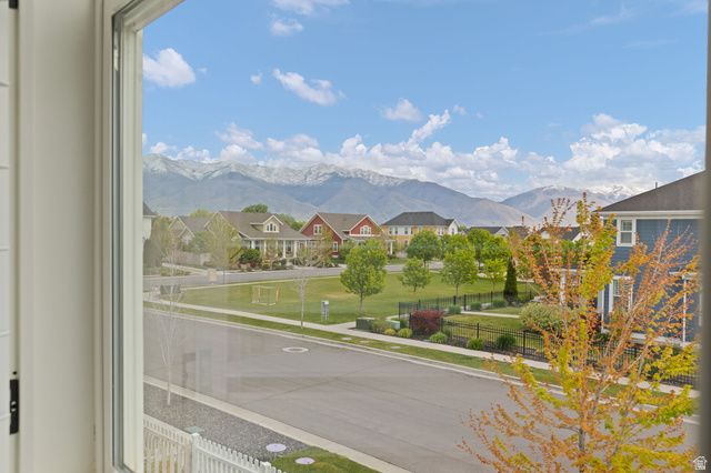 2106 BUFFALO DR, Kaysville, UT 84037