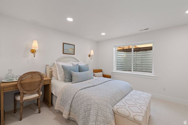 2106 BUFFALO DR, Kaysville, UT 84037