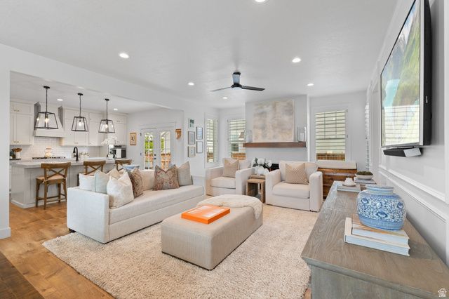 2106 BUFFALO DR, Kaysville, UT 84037