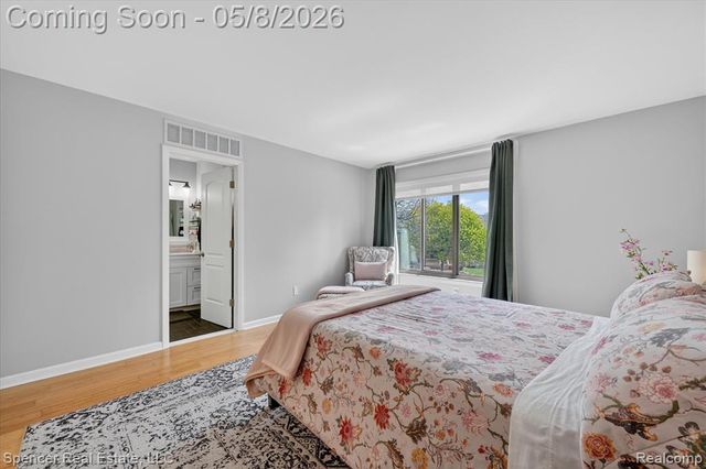 537 Tennyson, Rochester Hills, MI 48307