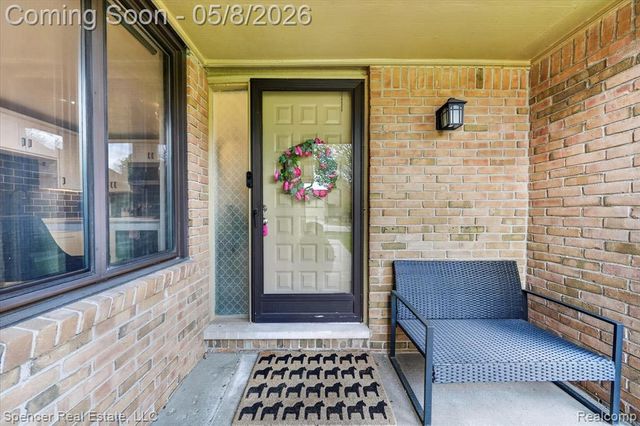 537 Tennyson, Rochester Hills, MI 48307