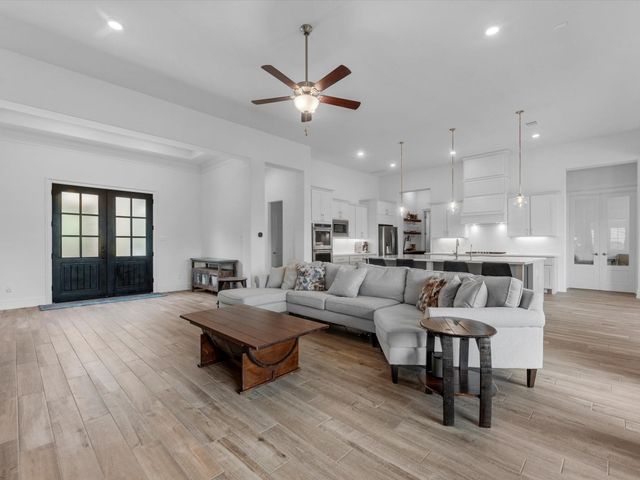 26806 Holmans Road, Magnolia, TX 77354