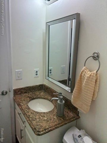 5031 Scarsdale Drive, Sterling Heights, MI 48310