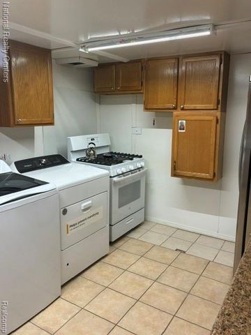 5031 Scarsdale Drive, Sterling Heights, MI 48310