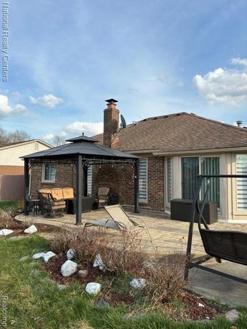 5031 Scarsdale Drive, Sterling Heights, MI 48310