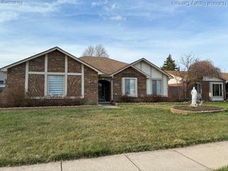 5031 Scarsdale Drive, Sterling Heights, MI 48310