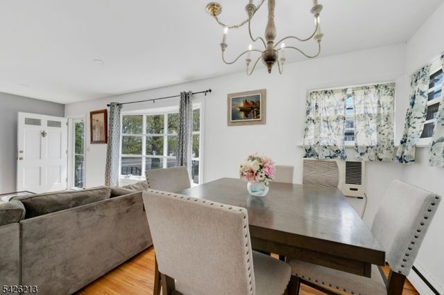 137 Lincoln Pl, Waldwick Boro, NJ 07463