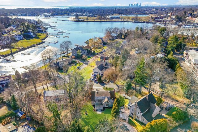 226 Guion Drive, Mamaroneck, NY 10543