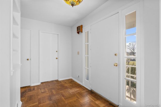 226 Guion Drive, Mamaroneck, NY 10543