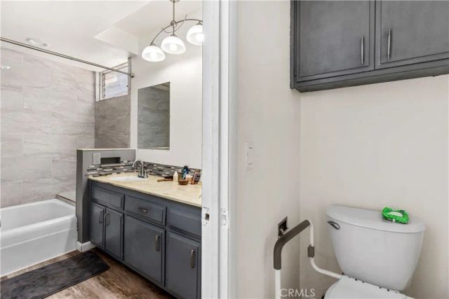 4909 El Molino Avenue, Riverside, CA 92504