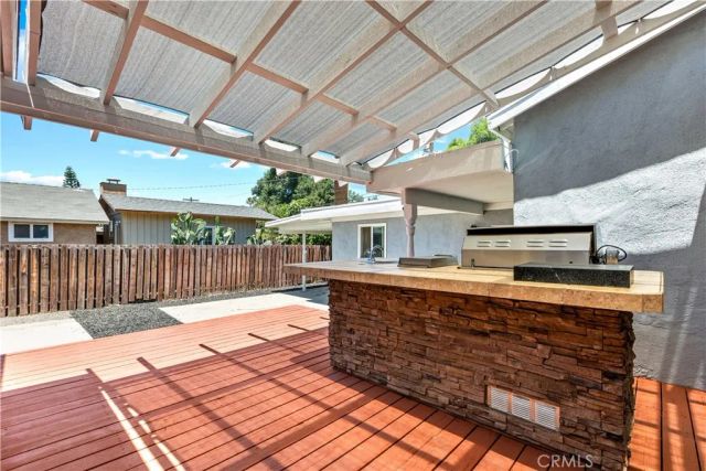 4909 El Molino Avenue, Riverside, CA 92504