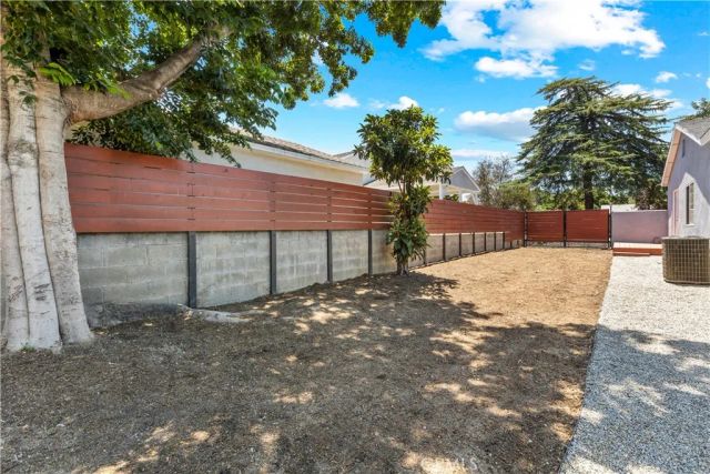 4909 El Molino Avenue, Riverside, CA 92504