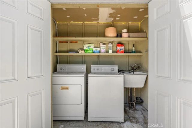 4909 El Molino Avenue, Riverside, CA 92504