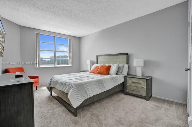 1985 S Ocean Dr 12A, Hallandale Beach, FL 33009