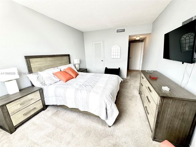 1985 S Ocean Dr 12A, Hallandale Beach, FL 33009