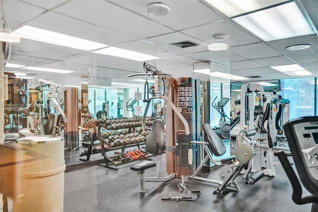 1985 S Ocean Dr 12A, Hallandale Beach, FL 33009