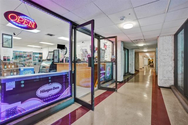 1985 S Ocean Dr 12A, Hallandale Beach, FL 33009