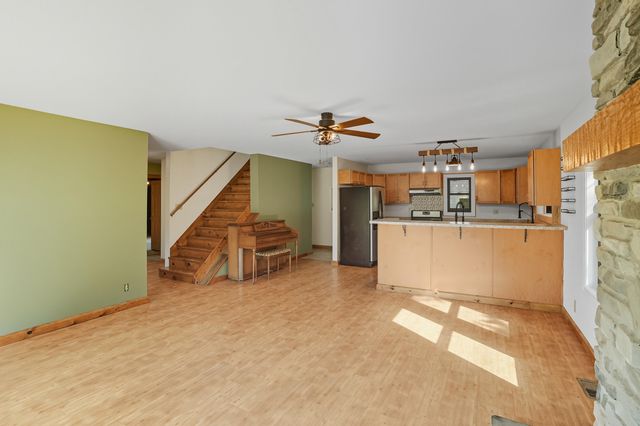 450 E Greening Road, Chesterton, IN 46304