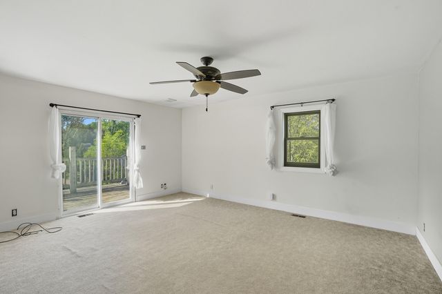 450 E Greening Road, Chesterton, IN 46304