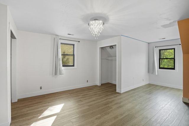 450 E Greening Road, Chesterton, IN 46304