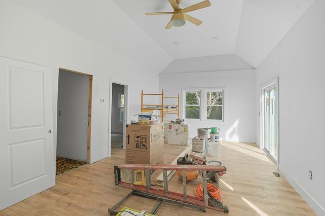 450 E Greening Road, Chesterton, IN 46304