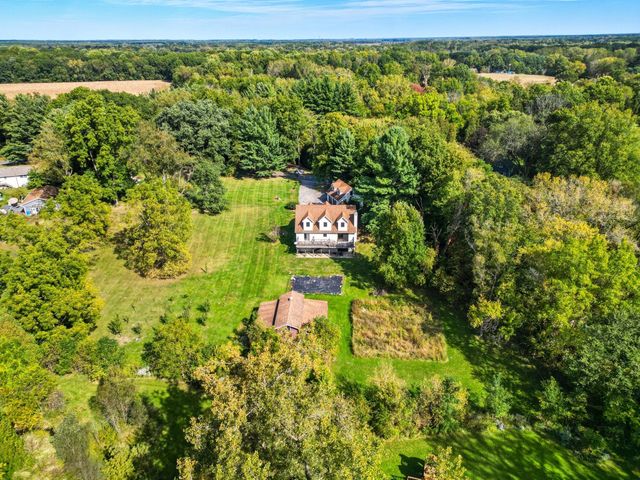 450 E Greening Road, Chesterton, IN 46304