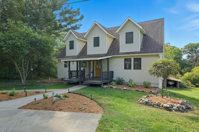 450 E Greening Road, Chesterton, IN 46304