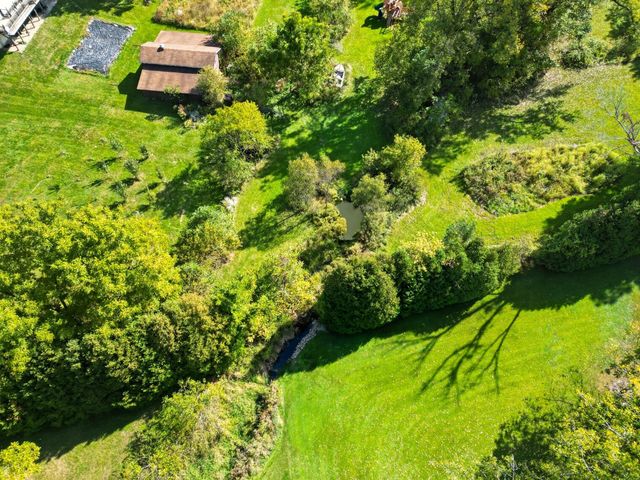 450 E Greening Road, Chesterton, IN 46304