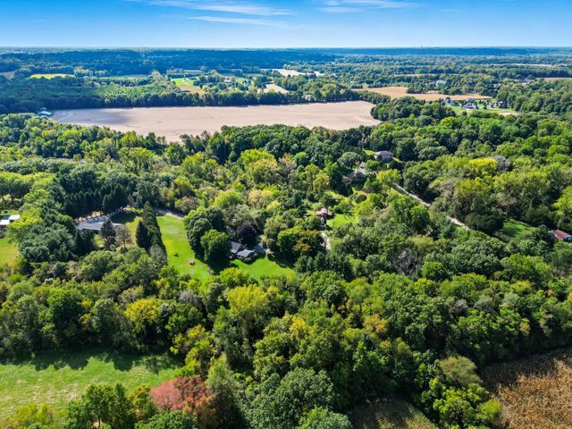 450 E Greening Road, Chesterton, IN 46304