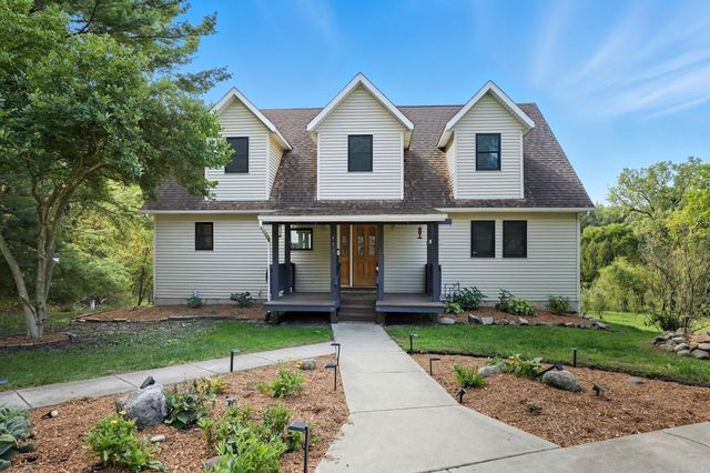 450 E Greening Road, Chesterton, IN 46304