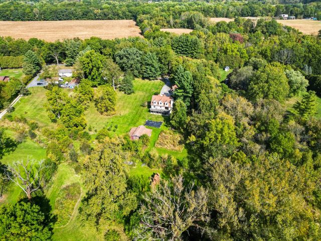 450 E Greening Road, Chesterton, IN 46304