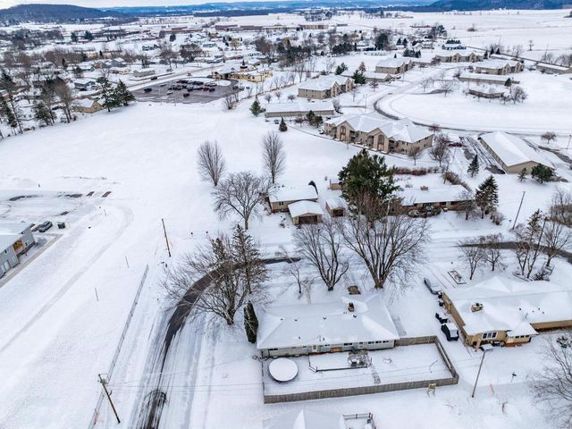 801 Pearl Street, Mauston, WI 53948