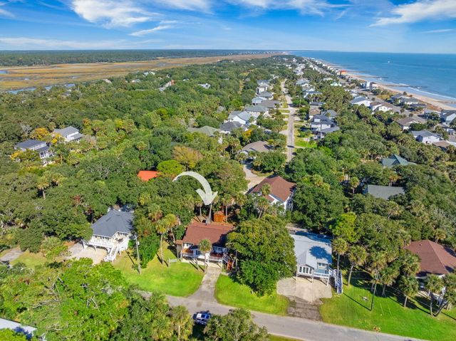 607 Portia Street, Edisto Island, SC 29438