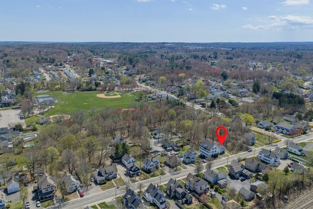 130 Cottage St, Franklin, MA 02038