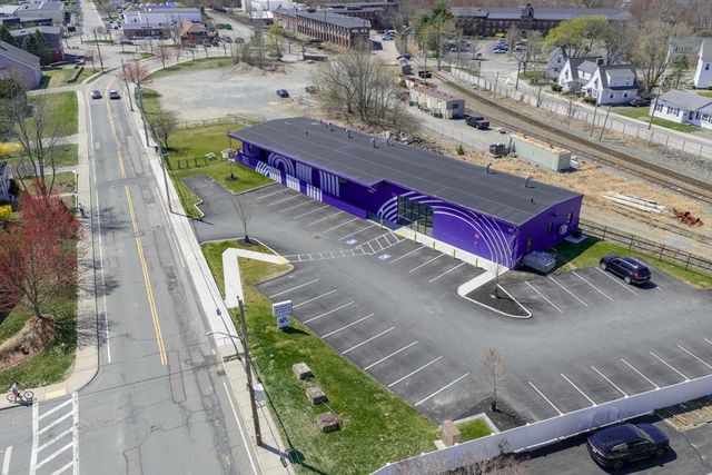 130 Cottage St, Franklin, MA 02038