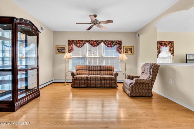 20 Donatello Drive, Manchester, NJ 08759