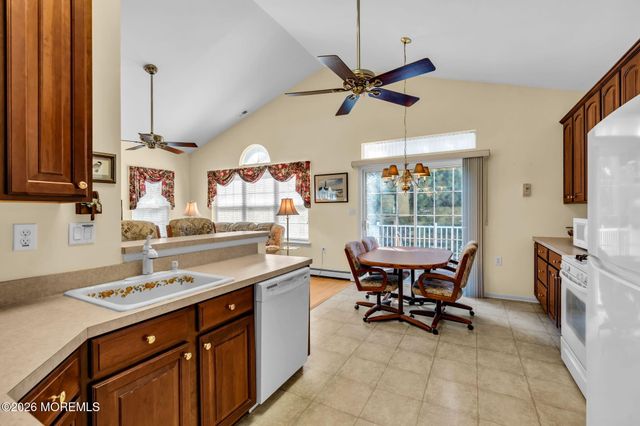 20 Donatello Drive, Manchester, NJ 08759