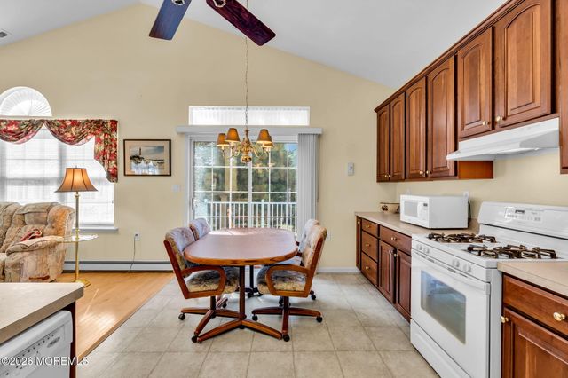 20 Donatello Drive, Manchester, NJ 08759