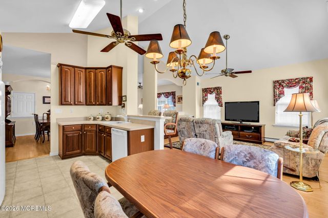 20 Donatello Drive, Manchester, NJ 08759