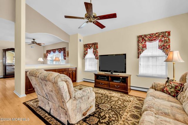 20 Donatello Drive, Manchester, NJ 08759