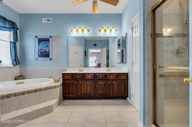 20 Donatello Drive, Manchester, NJ 08759