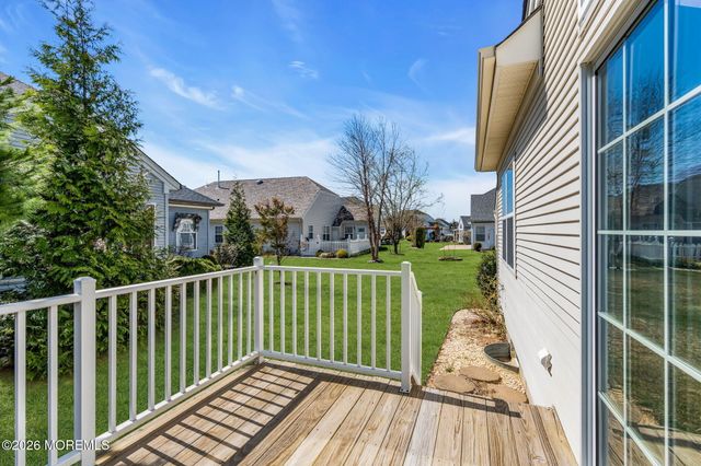 20 Donatello Drive, Manchester, NJ 08759