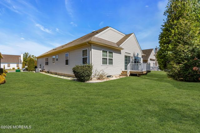 20 Donatello Drive, Manchester, NJ 08759