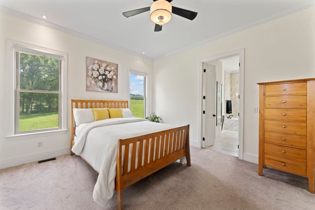 120 Wartrace Creek Rd, Wartrace, TN 37183