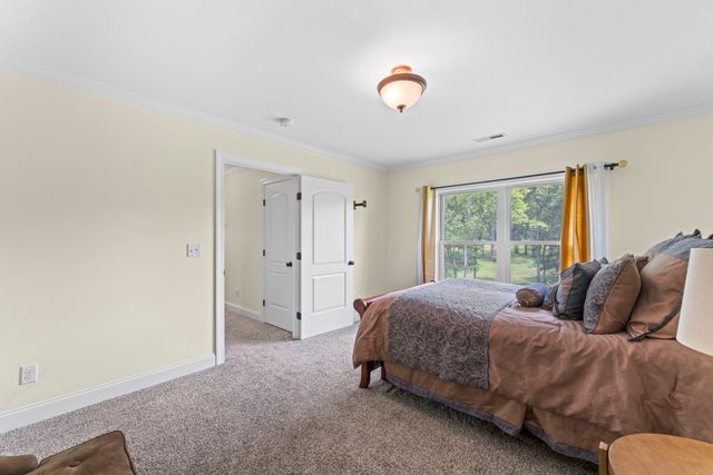 120 Wartrace Creek Rd, Wartrace, TN 37183