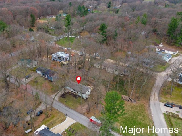 8445 Oakview Avenue Ne, Courtland Twp, MI 49341