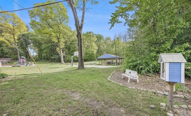 8445 Oakview Avenue Ne, Courtland Twp, MI 49341
